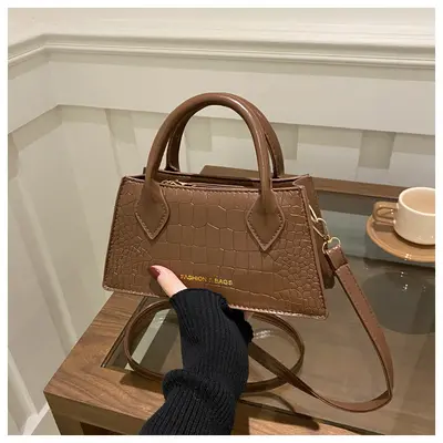 Single-Shoulder Crossbody Small Square Bag, Women's Commuter Handbag - 10