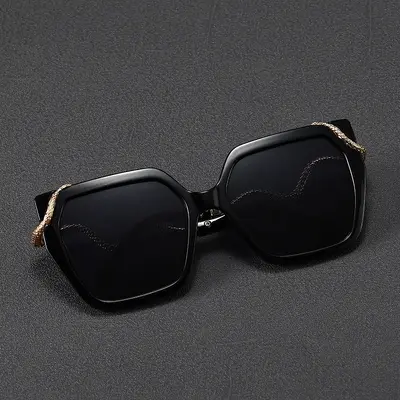 Large Square Frame Sunglasses with Metal Snake-Shaped Mirror Temples - 5