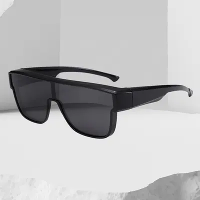 Large Frame TR Polarized Clip-On Sports Sunglasses with UV Protection - 5
