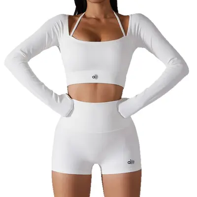 Rippstrick Yoga-Set, 2-teilig mit Shirt und Shorts, mit Brustpolster - 6