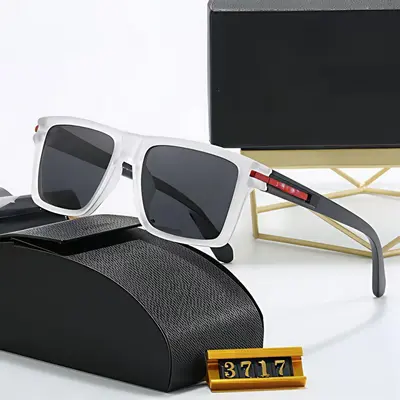 Retro Square Men's Polarized Sunglasses, Premium Stylish Design - 5