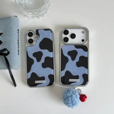 iPhone 15-17 Pro Max Handyhülle blaues Kuhfleckenmuster