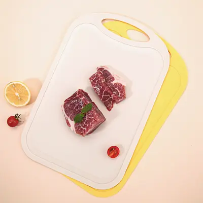 Разделочная доска из пшеничной соломы в наличии для домашней кухни, портативная пластиковая разделочная доска для нарезки овощей, фруктов и детского питания в общежитии.