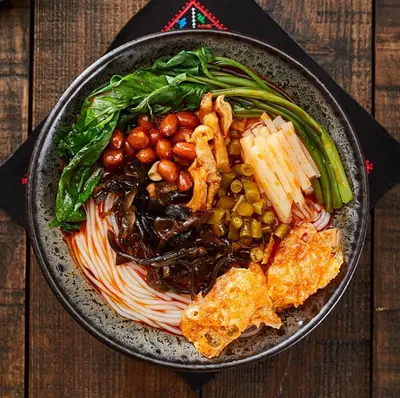 Liuzhou Snail Noodle Ingredient Pack, Guangxi-Style Ready Rice Noodles - 5