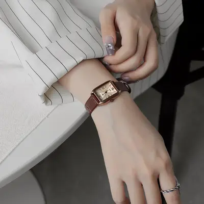 Goldie Damen-Armbanduhr, quadratisches Zifferblatt, wasserdicht