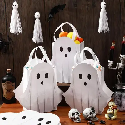 Halloween candy bag, small white ghost design, gift box
