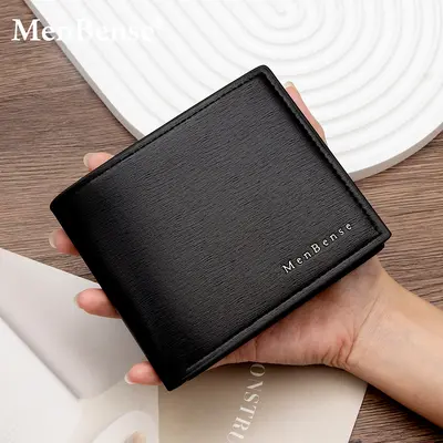 Men's Short Horizontal Wallet in Leather-Grain, Tri-Fold with Coin Pocket