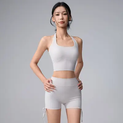 Yoga-Set mit Neckholder-Top im Knotendesign und hoher Taille - 10