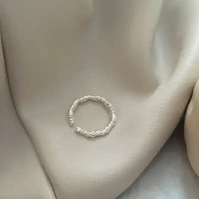 Minimalistischer glatter Ring, verstellbar, nicht anlaufend - 7