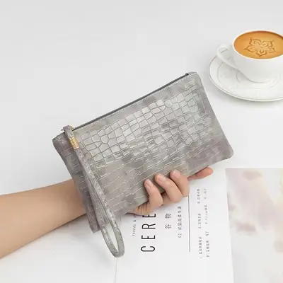 2026 Crocodile Pattern Women's Clutch and Wallet, Large Capacity - 7