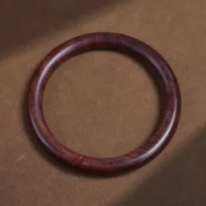 Chinesisches Holzarmband mit Drehstruktur-Design - 8