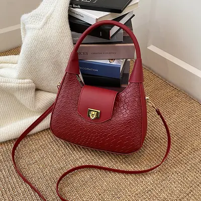 Women's Large Woven Pattern Casual Handbag - 3