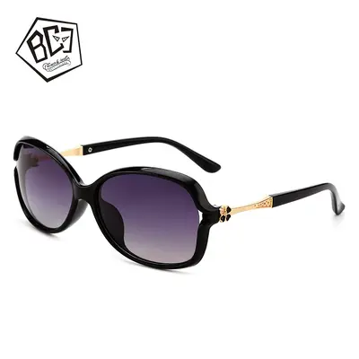 Women's Polarized Retro Small Frame Sunglasses for Driving - 2