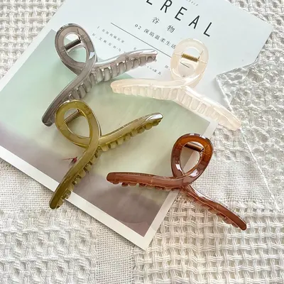 Large 13CM acrylic high-quality jelly colored hair claw clip, shark clip hair barrette hair accessory for the back of the head.
