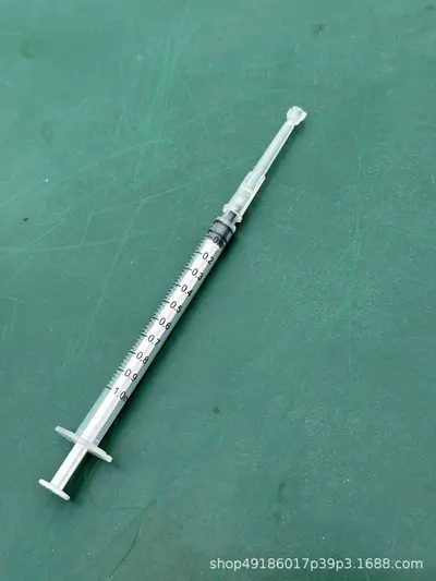 Graduated Plastic Syringe with Needle for Travel Perfume Bottle Refilling - 8