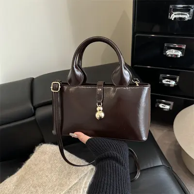 2026 Women's Handbag and Shoulder Bag, Versatile for Commuting - 5