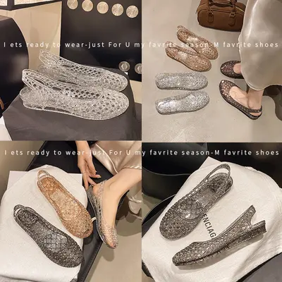 Kadın oyuklu plastik sandalet, nefes alabilen, burnu kapalı, düz taban
