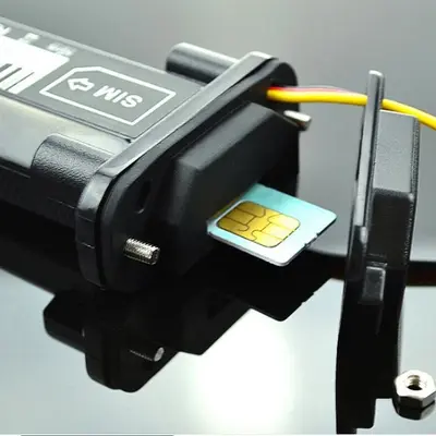 Uluslararası sürüm araba bulucu 4G GPS takip cihazı izleme bulucu elektrikli araç motosiklet konumlandırma DAGPS