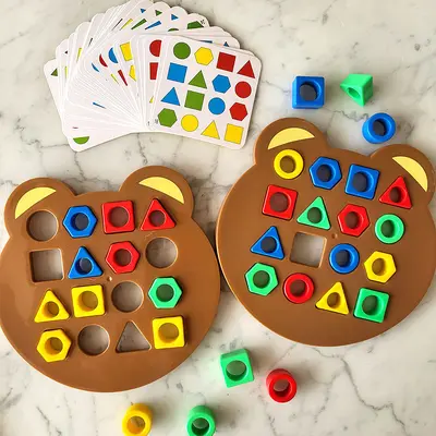 Çocukların erken eğitimi için geometrik şekil eşleştirme oyunu, Montessori eğitici blokları, ebeveyn-çocuk etkileşimli savaş duyusal tahta oyunu