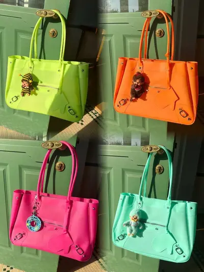 2026 Jelly Bag, Large Capacity Single-Shoulder Tote with Retro Rivets