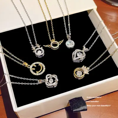 Koreanischer Titanzahl-Anhänger aus Stahl, leicht, luxuriös, Nischenstil, vielseitiges Design, Kettenanhänger, Sommerlichkeit, Schlüsselbeinkette, verblassungsfreie Damenaccessoires