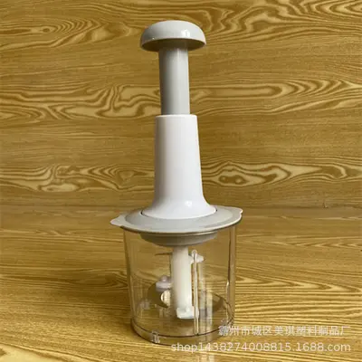 Hand-operated vegetable chopper for home kitchen use - 4