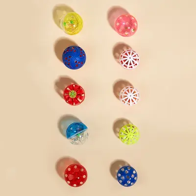Colorful plastic bell ball mesh cut ball sound funny cat ball pet supplies self-pleasure chewing cat toy