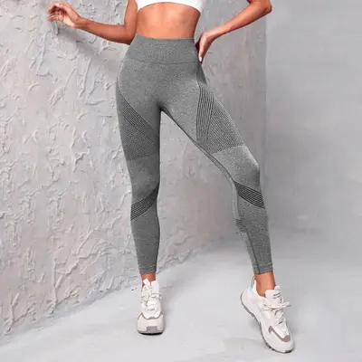 Seamless Butt-Lifting Yoga Pants, High Waist, Tummy Control, Women - 3