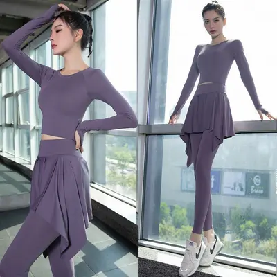 Yoga spor seti kadın, iç göğüs pedli, tek parça, uzun kollu