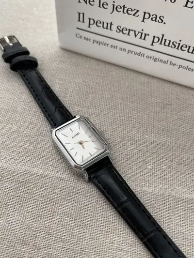 Damenuhr mit römischen Ziffern auf dem Zifferblatt, elegantes quadratisches Design, Quarz Vintage römische quadratische Quarzuhr. - 8