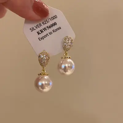 Pearl earrings, S925 silver studs, zircon accents