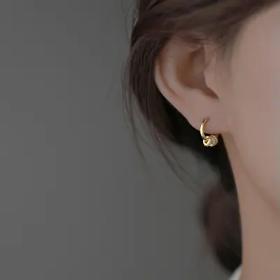925 silver hoop earrings, elegant and sophisticated design