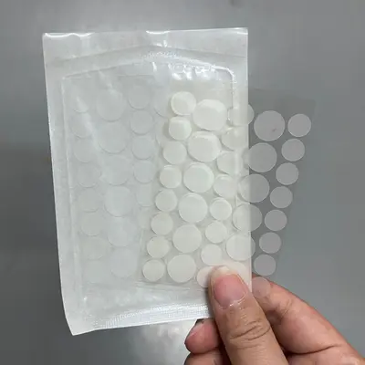 Üreticinin hazır hidrokolloid şeffaf esansiyel yağ sivilce yaması görünmez kapatıcı makyaj yaması pus emici sivilce yaması su geçirmez ve nefes alabilir - 8