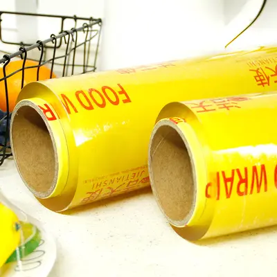 Tek kullanımlık PVC streç film büyük rulo güzellik salonu ticari süpermarket meyve ev gıda sınıfı toptan bir parça ile başlıyor