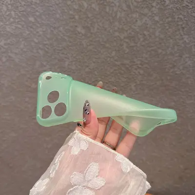 Matte ultradünne TPU-Schutzhülle für iPhone 18 Pro