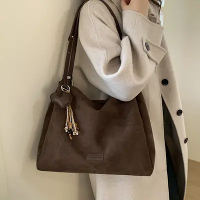 Women's Large Capacity Suede-Look Underarm Tote Bag - 5