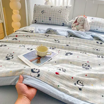 A-Klasse Mutter-Baby-Doppelschicht-Mullsommersteppdecke Baumwollsteppdecke Sommerabdeckung Sommerkühle Steppdecke Dünne Steppdecke Klimaanlage Steppdecke Maschinenwaschbar Geschenksteppdecke A