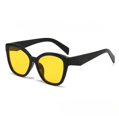 Minimalist Cat-Eye Sunglasses with UV Protection - 2
