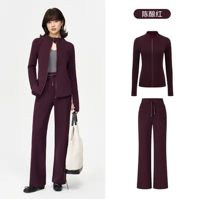 Women's Two-Piece Yoga Set in Camel Fleece with Zip Stand-Up Collar - 9