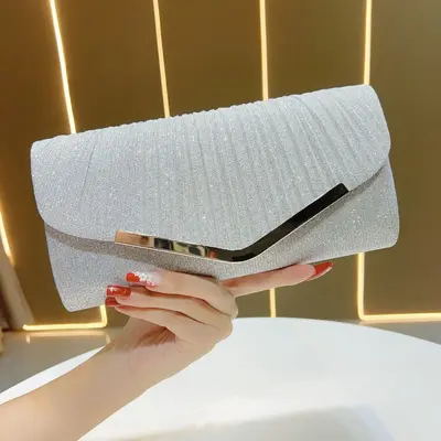 Glänzende plissierte Abendtasche für Partys und Bankette - 9