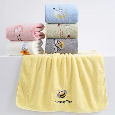 Embroidered Coral Velvet Bath Towel Set, Thick and Absorbent