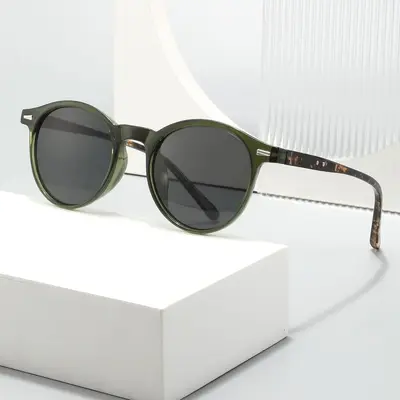 Small Round Frame Sunglasses, Unisex, UV Protection - 4