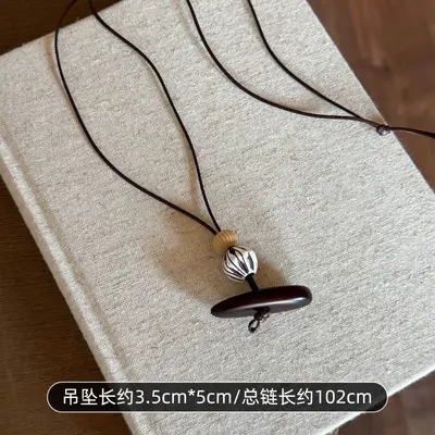 Chinese Old Money Style! Brown Wood Pendant Necklace for Women with High-end Minimalist Collarbone Chain Summer Long Style Accessory - 8