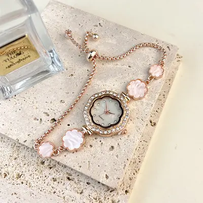 Women's quartz watch with flower pattern bracelet - 8