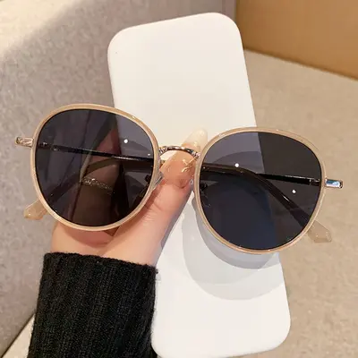 Small Face Round Frame Polarized Sunglasses UV400 for Women - 3