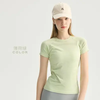 Women's Seamless Raglan-Sleeve Breathable Yoga T-Shirt - 9