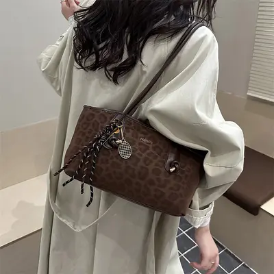 Women's Leopard Print Shoulder Bag Retro Large Capacity Tote Bag 2026 - 3