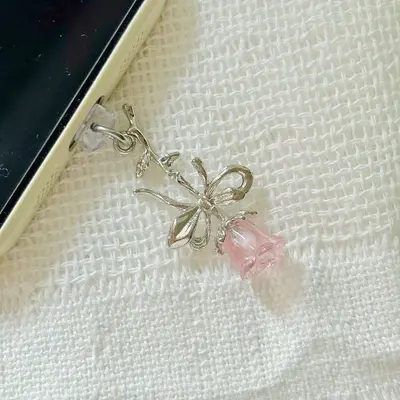 Cep Telefonu Toz Fişi Pembe Çiçek Kolye Toz Geçirmez Fiş nötr Tip-c Bağlantı Noktası Koruyucu Uyumlu Sevimli