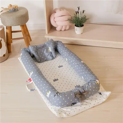 Portable Newborn Baby Bed with Removable Washable Mattress - 11