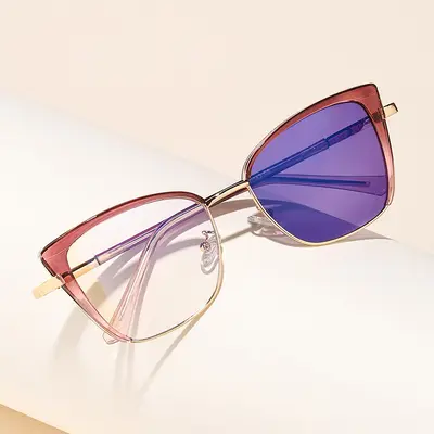 Cat-Eye Photochromic Women's Sunglasses, UV Protection - 3
